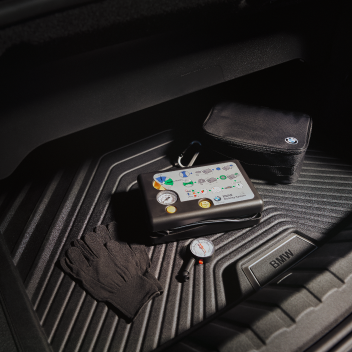 メンテナンス BMW Emergency Kit Car-emergency-kit-with-warning